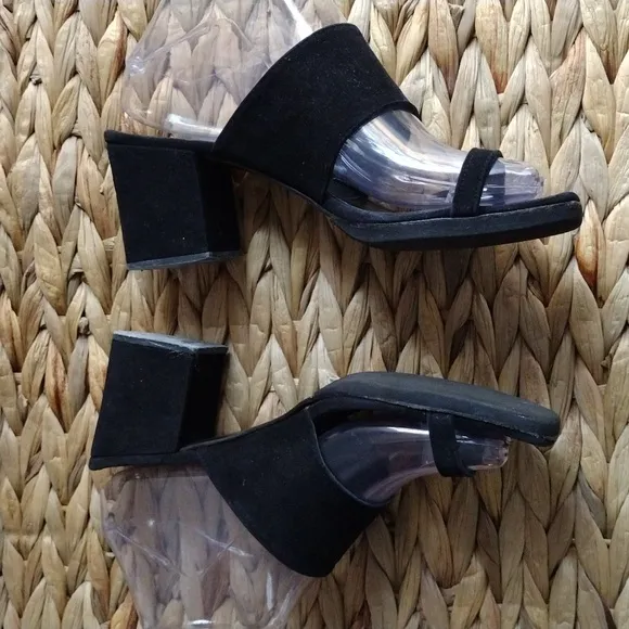 Robert Clergerie vintage blk suede square heel sandals 7