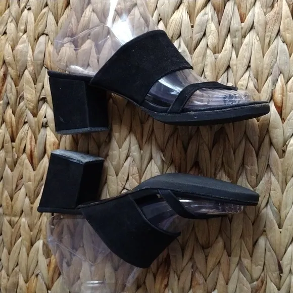 Robert Clergerie vintage blk suede square heel sandals 7