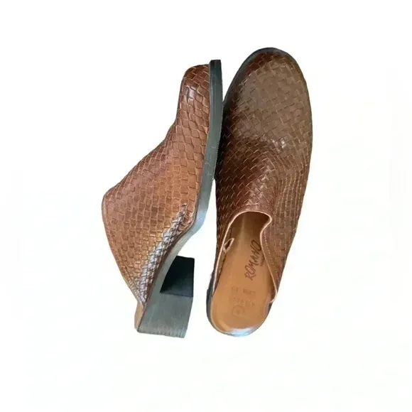 Romano  Shoes Brazil Made Woven Leather Brown Mule Clogs Size 8