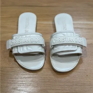Rubber Macrocannage Dio(r)evolution Slide Sandals