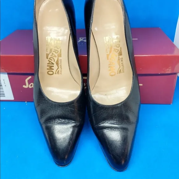 Salvatore Ferragamo black leather gold hardware 6.5 C