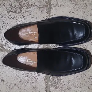 Salvatore Ferragamo Black Leather Men’s Dress Shoes Size 9B