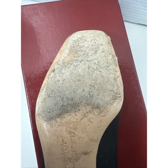 SALVATORE FERRAGAMO Boutique SONIA FABRIC Women's Shoes  SIZE 7B Great Condition