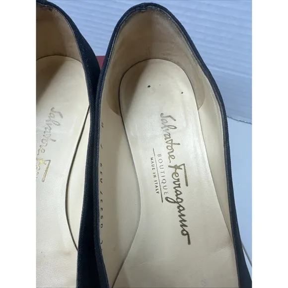 SALVATORE FERRAGAMO Boutique SONIA FABRIC Women's Shoes  SIZE 7B Great Condition