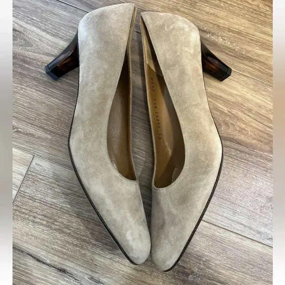 Salvatore Ferragamo Camel Suede Ladies Shoes 7 1/2 2a Vigogna Brown Heel Vintage