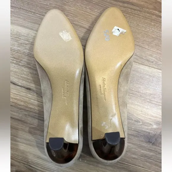 Salvatore Ferragamo Camel Suede Ladies Shoes 7 1/2 2a Vigogna Brown Heel Vintage