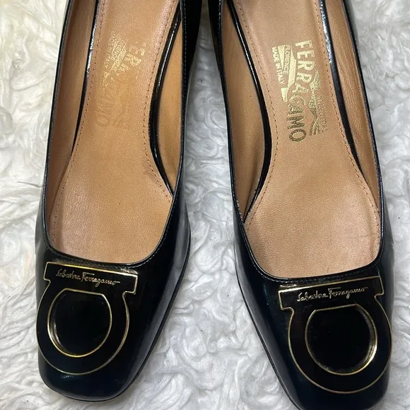 Salvatore Ferragamo Sanna Nero Nappa calp size 8.5 us