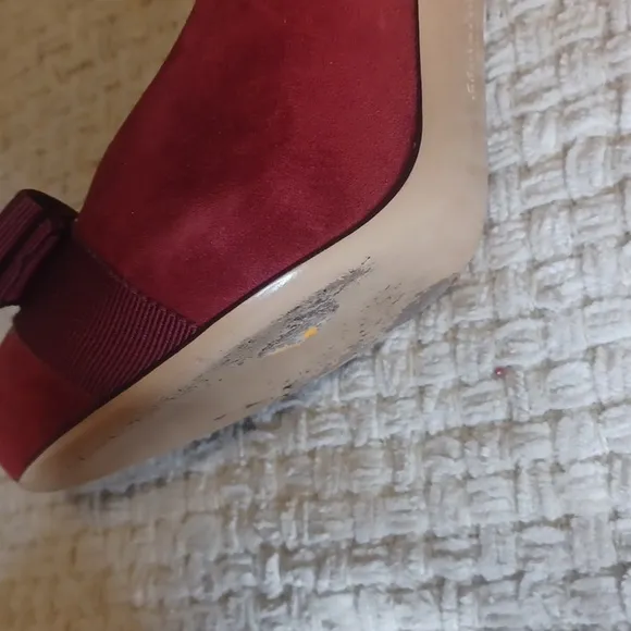 Salvatore Ferragamo Women's Burgundy Suede Pumps