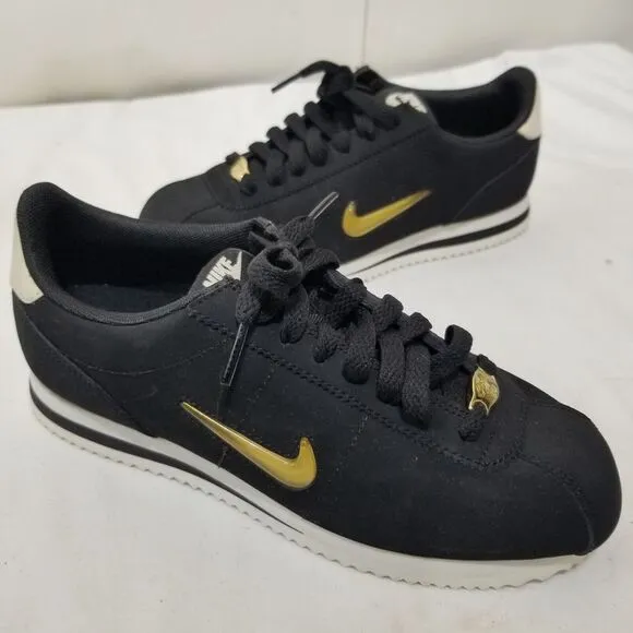 SAMPLE Nike Cortez Basic‎ 16 Shoes Black Gold White 811068 IR Women Size 5