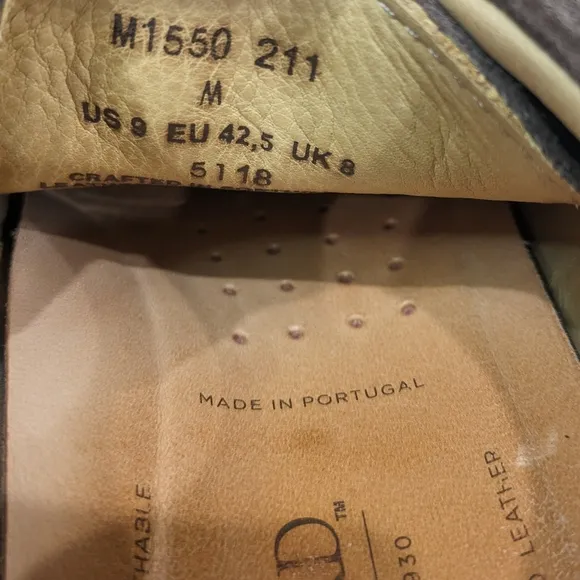 Samuel Hubbard Great Strides Brown Suede Shoes. Size 9