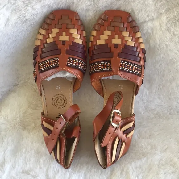 Sandy Exclusivas  Little Girl Huaraches Sandals Size 3