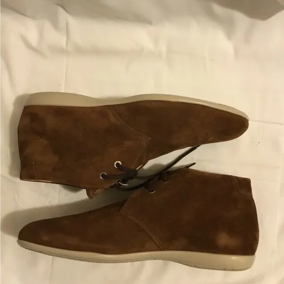 Santoni Brown suede classy shoe MENS 11.5 (run large)