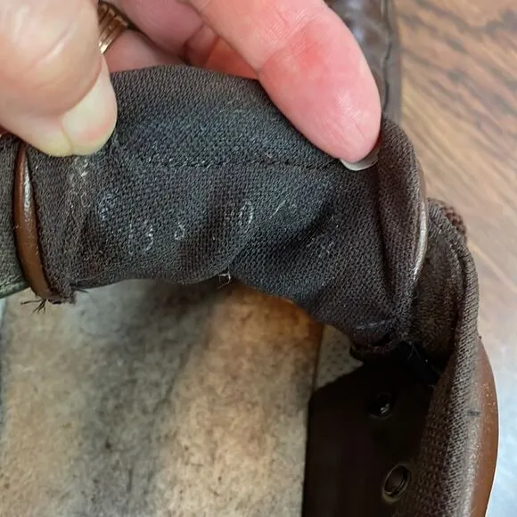 SAS brown leather lace up shoes