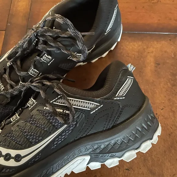 Saucony Excursion TR13 Black Trail Shoes Womens Sz 8.5 Versafoam XT-900 Worn 1x