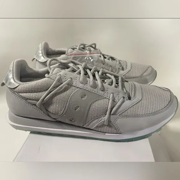 🆕Saucony Jazz Sneakers Unisex Gray Suede Lace Up Shoes Size M12/W13.5 New