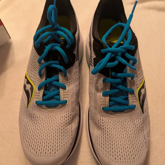 Saucony Men's Gray Running Shoes Saucony Men's Guide 14 Size 10