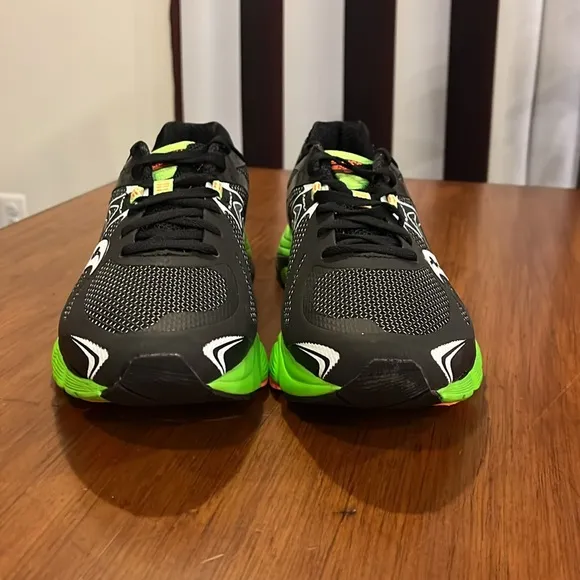 Saucony Mirage 4 shoes sneakers new 20221-3 black green Mens Size 11.5