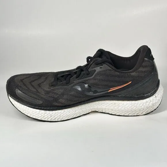 Saucony Truimph 19 Mens Black White Running Shoes Sneakers S20678-10 Size 10.5