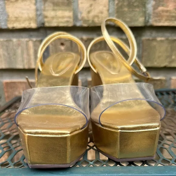Schutz Divany Platform Wedge Sandal Women’s Gold Wedge Sandals size 8.5B