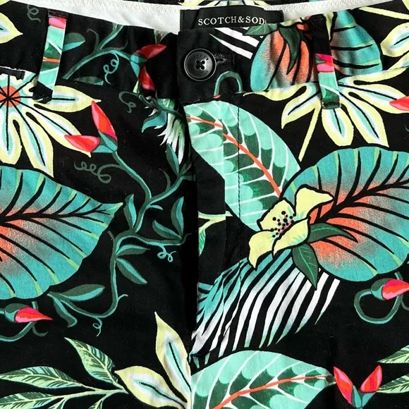 SCOTCH AND SODA BLACK/GREEN TROPICAL PALM PRINT CHINO DRESS SHORTS