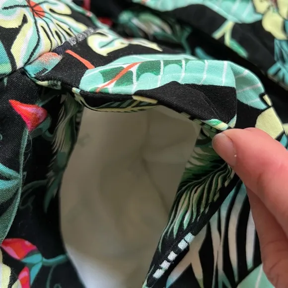 SCOTCH AND SODA BLACK/GREEN TROPICAL PALM PRINT CHINO DRESS SHORTS