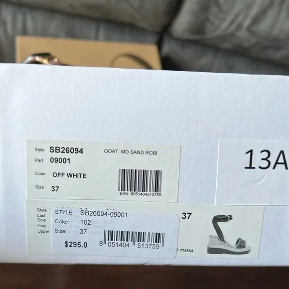 See By Chloe’ Off White Sandals