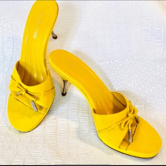 Sergio Rossi yellow suede slide sandals 37.5