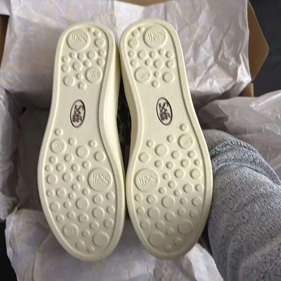 Söfft Somers Slip-On Sneaker (Women) 7M Leopard Tan Knit