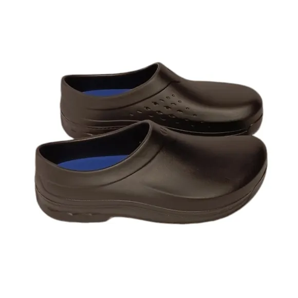 Shoes For Crews Radium Black Unisex Slip Resistant Clogs Size 12 Men Size 14 Wom