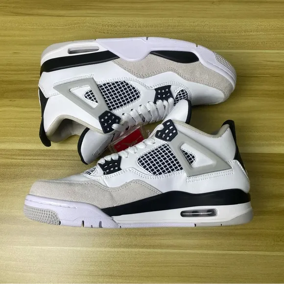 Size 10- Air Jordan 4 Retro Military Black Men's Sneakers Shoes (Pre-owned)