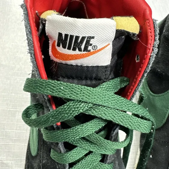 Size 15 Nike Suede Like Black  Green Swoosh‎ Red Trim Tongues Foam Shows  Derby
