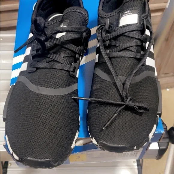 Size 3 boys addidas shoes. Never worn!! Great for back to school .