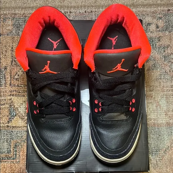 Size 4.5 Air Jordan 3 Retro Crimson and Black