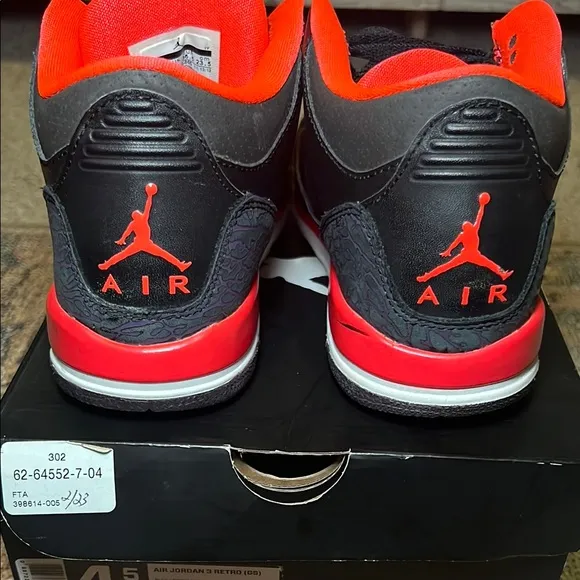 Size 4.5 Air Jordan 3 Retro Crimson and Black