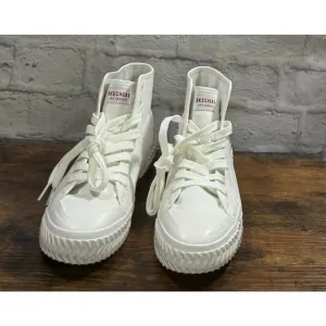 Skechers Sz 9.5 Womens White Canvas Lace up Hi-Tops Street Trax Washable NEW!