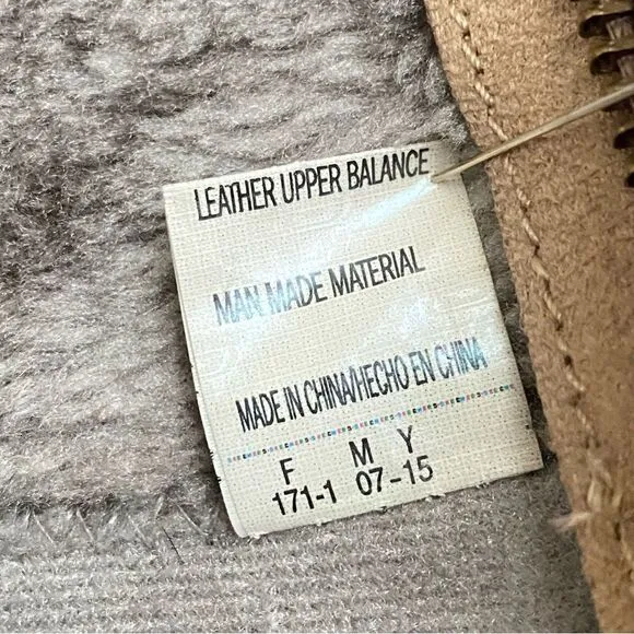 Sketchers Women 9.5 Pulley Boots Tan Suede Rubber Sole Faux Fur Hidden 3” Wedge