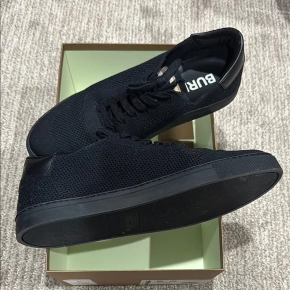 Sleek Black Canvas Sneakers with Minimalist Design