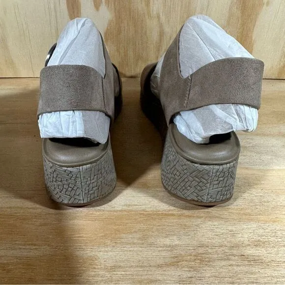 Sofft Faedra Light Grey Ankle Strap Sandals Women’s Size 10