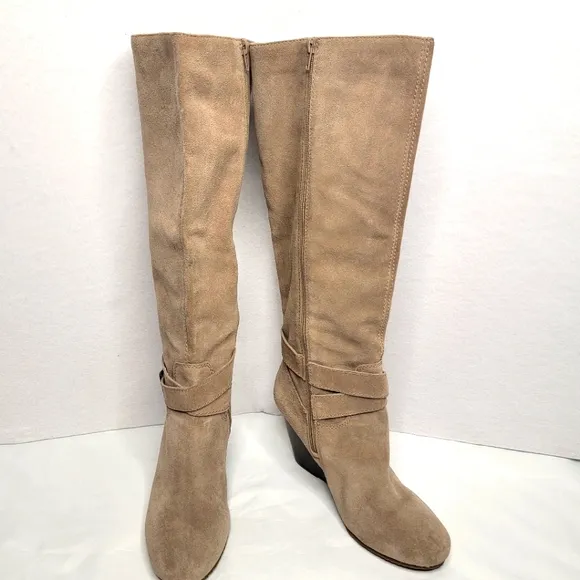 Sole Society Oatmeal Suede Knee-High Wedge Boots Size 12