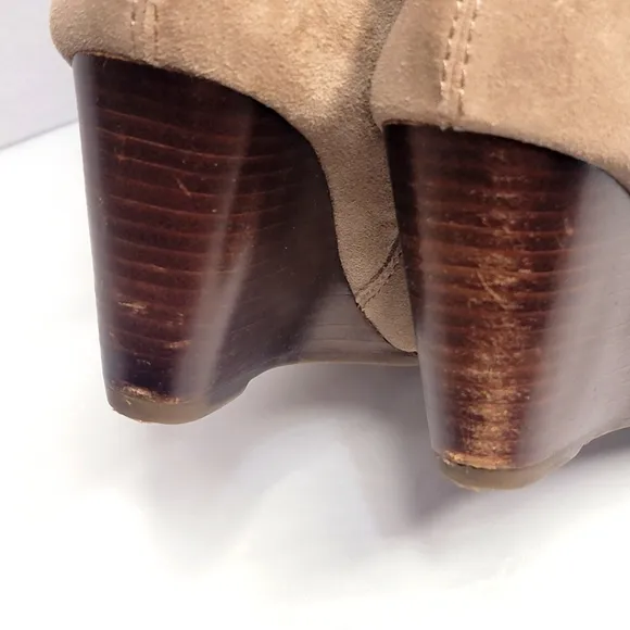 Sole Society Oatmeal Suede Knee-High Wedge Boots Size 12