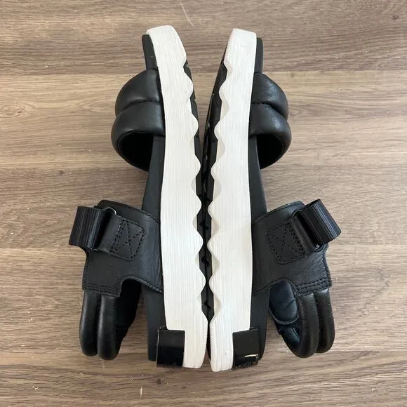 Sorel Black Viibe sandals Sz 7.5