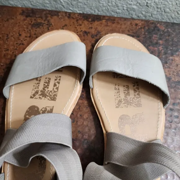 Sorel Ella Leather Sandal in Kettle