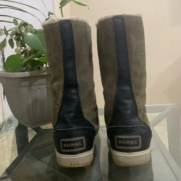 SOREL Glacy Lace Sneaker Boots