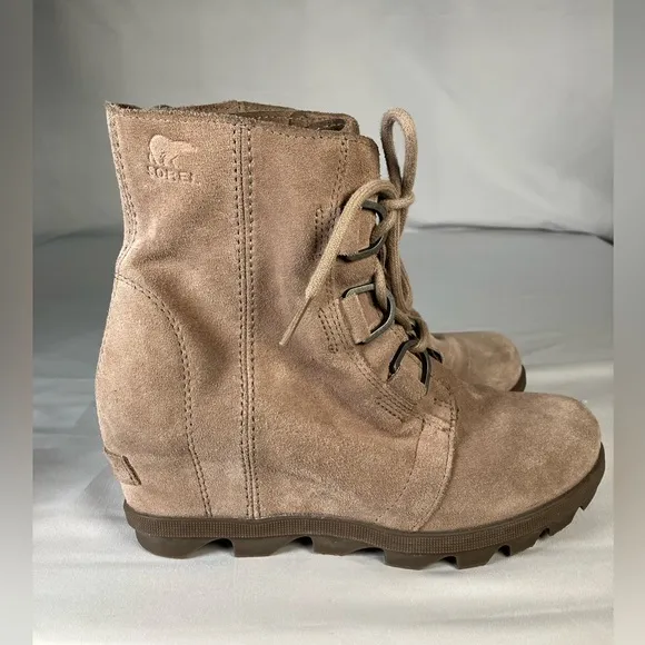 Sorel Joan Artic Suede Boot Ash Brown Leather Girls size 5 Gladiator