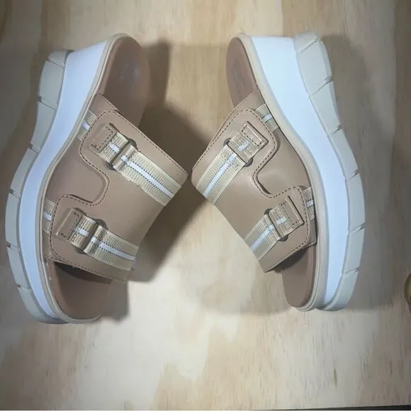 Sorel Joanie III Beige Slide Sandals Women’s Size 7 New in Box