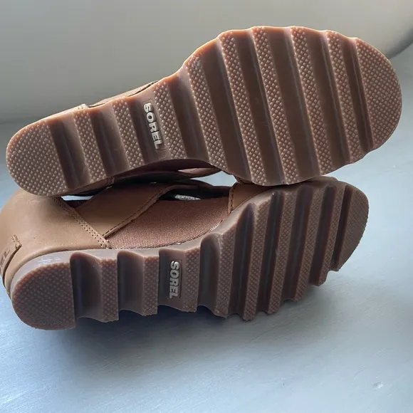 SOREL Joanie Il leather wedge sandals