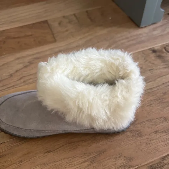 Sorel sherling  lined boots