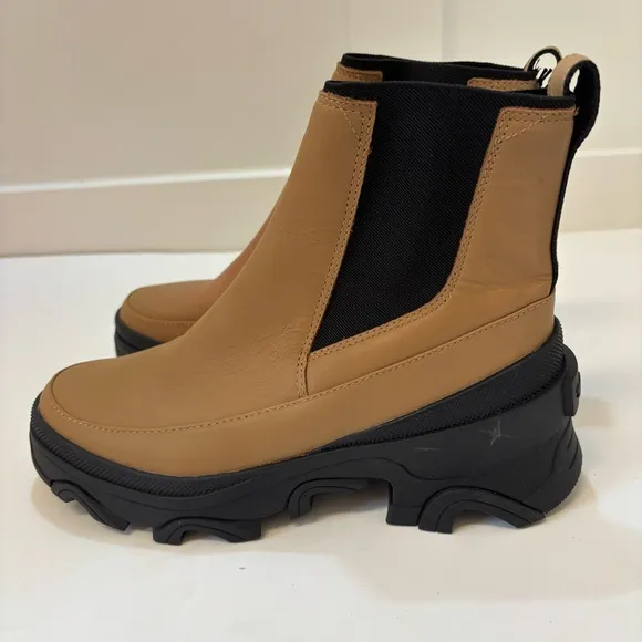 SOREL Women's Brex Waterproof Chelsea Boots Sz 8M