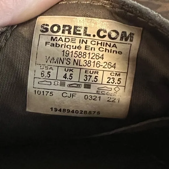 Sorel Womens Evie Pull On Boots Brown Leather Size 6.5 used pre owned condition
