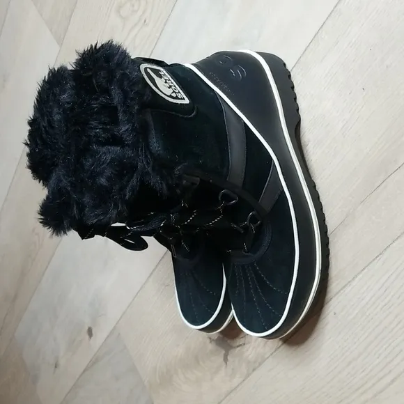 Sorel Women's Tivoli V Winter Boot black sz 10 NWOT